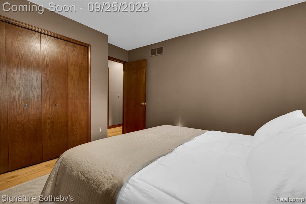 5226 Forest Valley Drive, Clarkston, MI 48348 — Photo 27