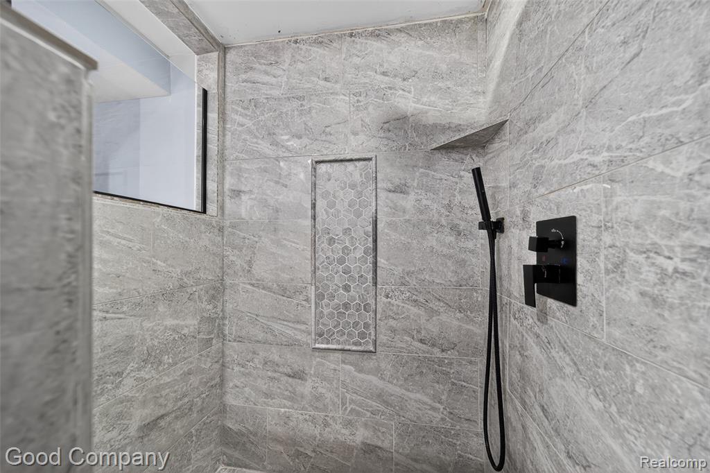 43169 Ashbury Drive, Novi, MI — Photo 47