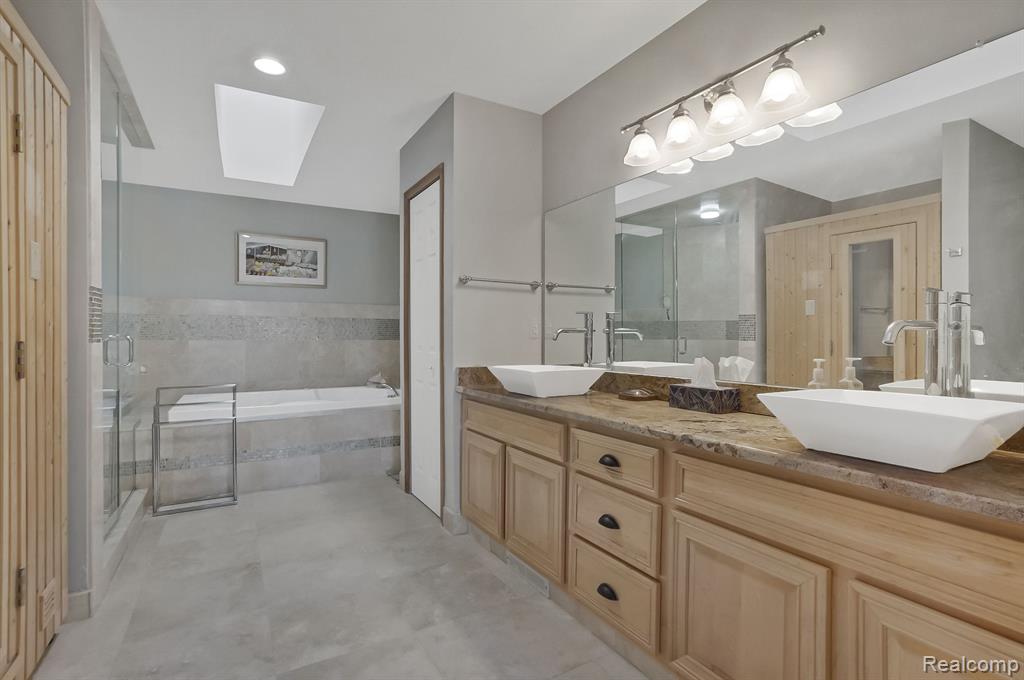 14922 STONEY BROOK Drive W, Shelby, MI 48315 — Photo 28
