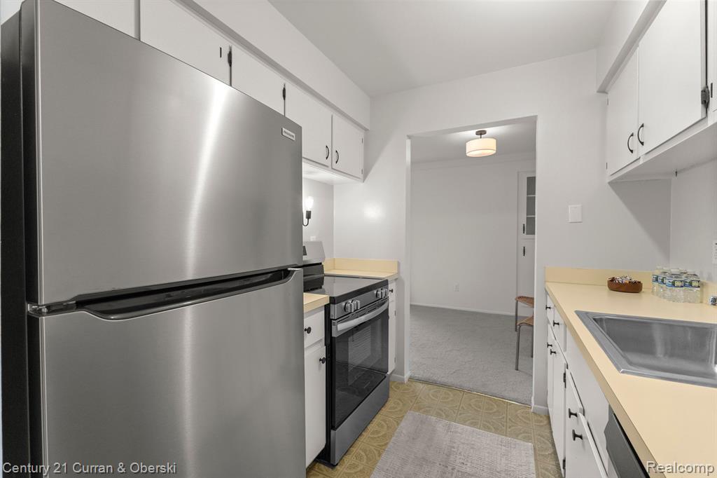 1891 BALDWIN Drive, 1, Trenton, MI 48183 — Photo 14