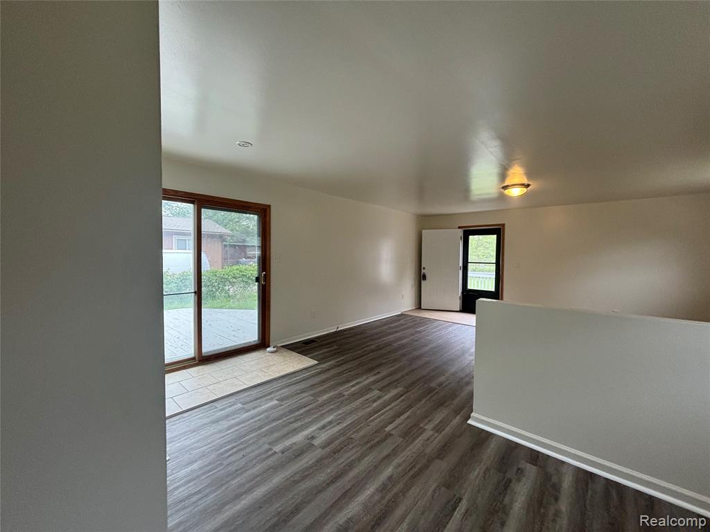 6335 Cordell Street, Romulus, MI 48174 — Photo 7