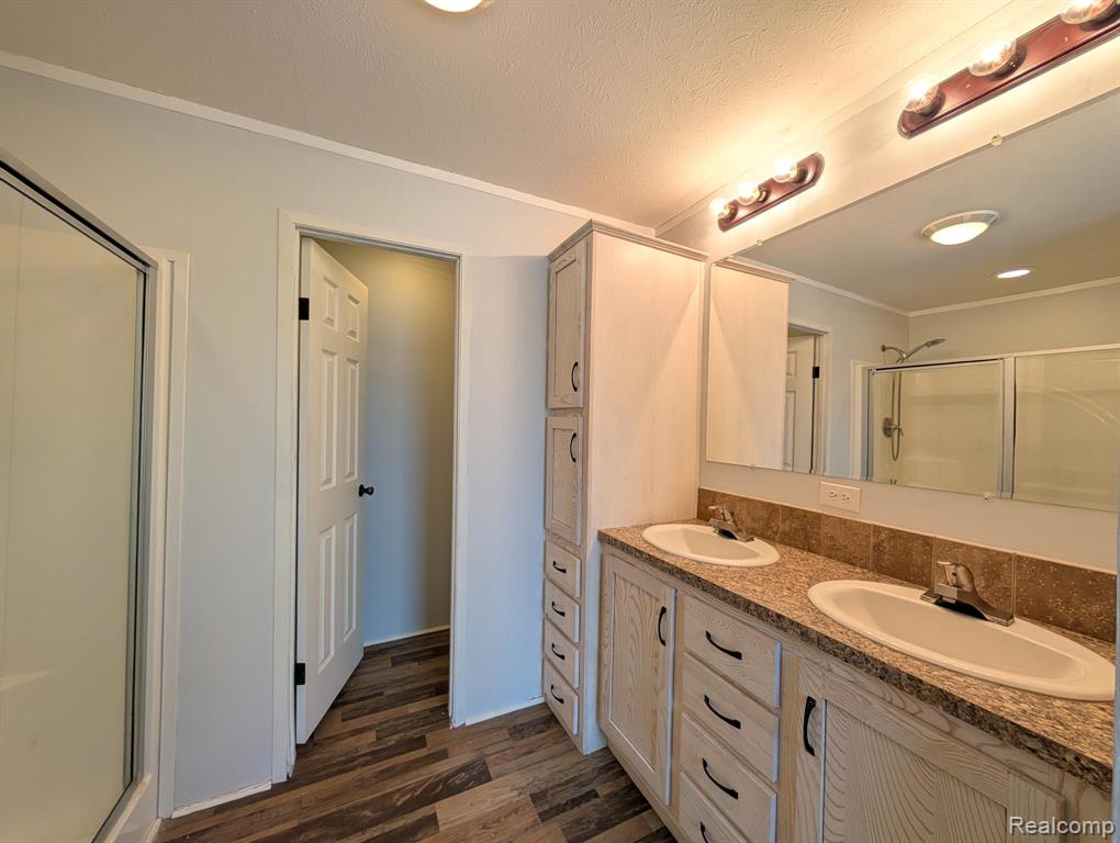 11045 Woodland Ridge Court, South Lyon, MI 48178 — Photo 19