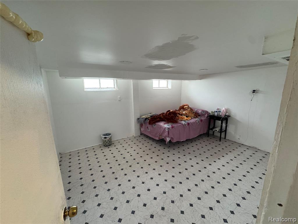 9633 Buffalo Street, Hamtramck, MI 48212 — Photo 44