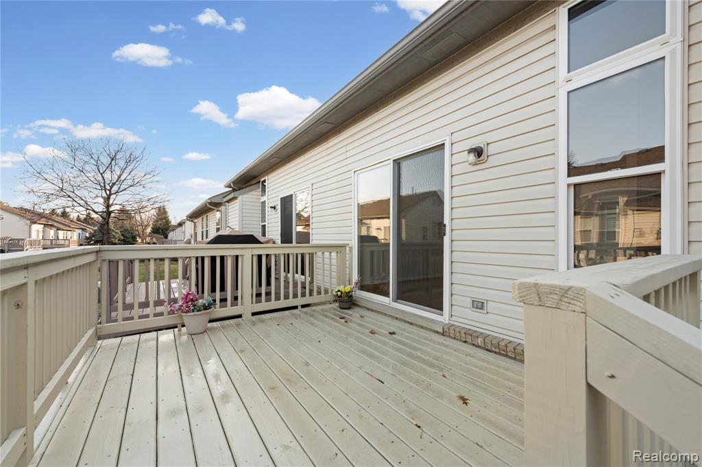 42430 Park Ridge Way, Clinton Twp, MI 48038 — Photo 34