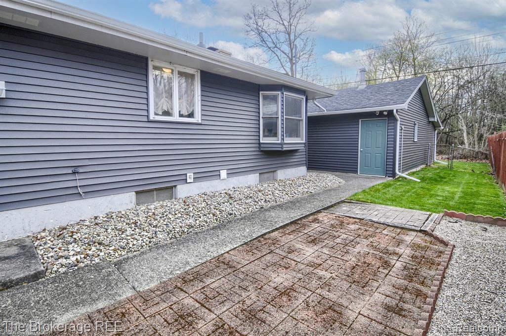 720 GARY RAY Drive, Davison, MI 48423 — Photo 43