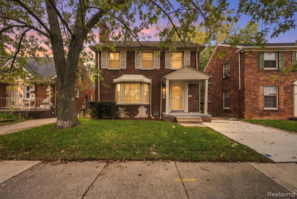 12191 E OUTER Drive, Detroit, MI 48224