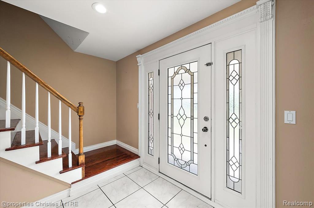 6628 Heather Heath, West Bloomfield, MI — Photo 9