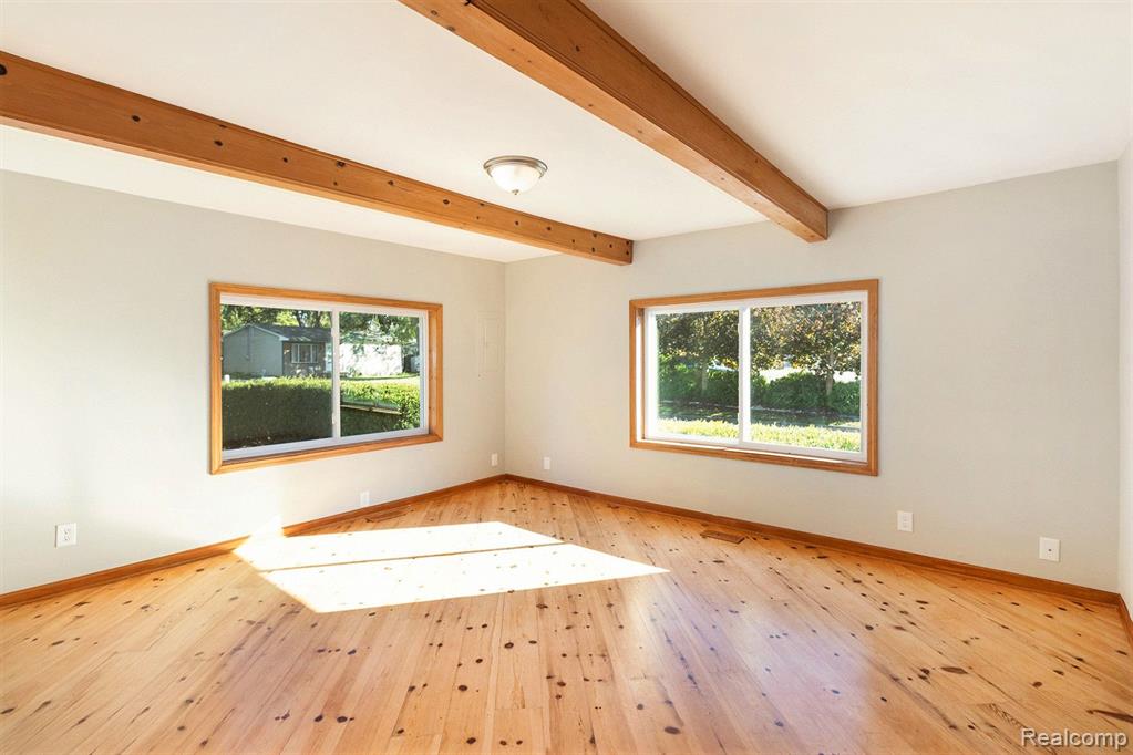 409 FENWICK Street, Holly, MI 48442 — Photo 2