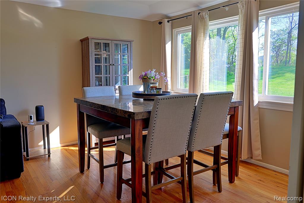 36927 Heatherton Drive, Farmington, MI 48335 — Photo 12