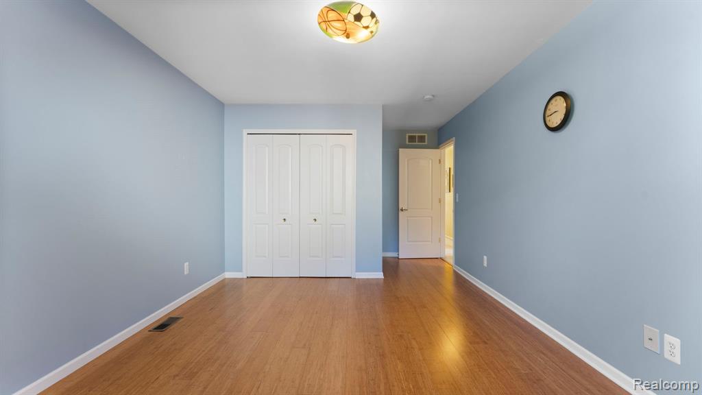 29923 Bradford Drive, New Hudson, MI 48165 — Photo 33