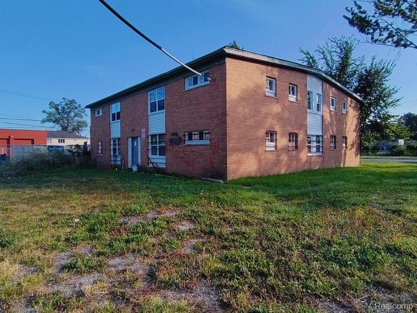 9510 WHITTIER Street, Detroit, MI 48224 — Photo 3