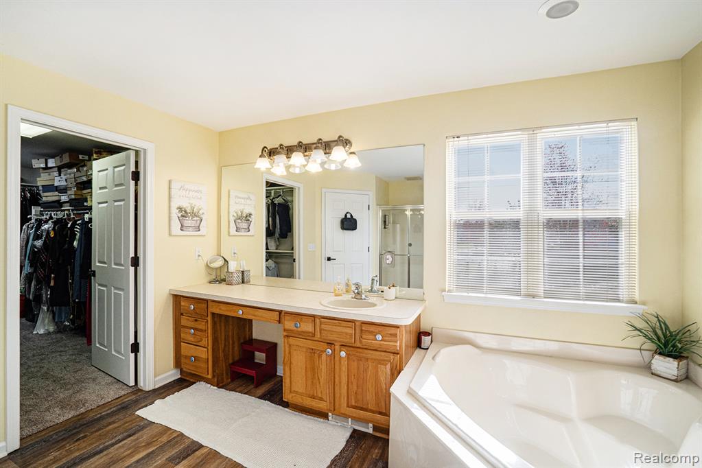 8381 Oxford Lane, Grand Blanc, MI 48439 — Photo 19