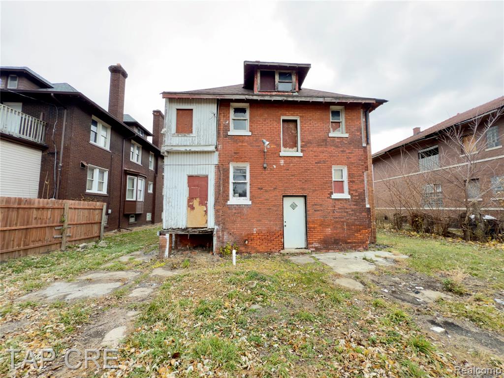 1017 E Grand Boulevard, Detroit, MI 48207 — Photo 20