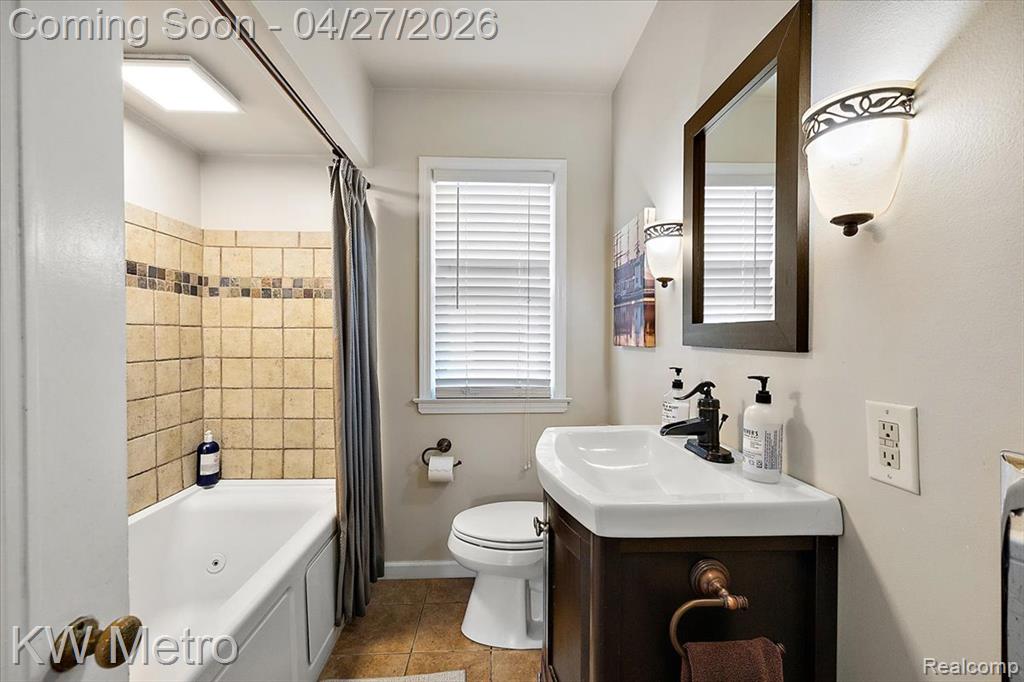 1830 Stanhope Street, Grosse Pointe Woods, MI 48236 — Photo 27