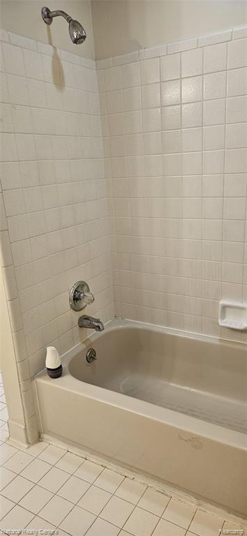 6323 Potomac Circle, West Bloomfield, MI — Photo 23