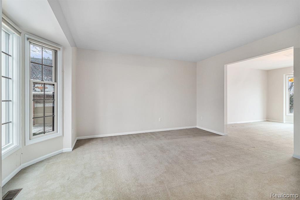 4536 Lohr Road, Ann Arbor, MI 48108 — Photo 13