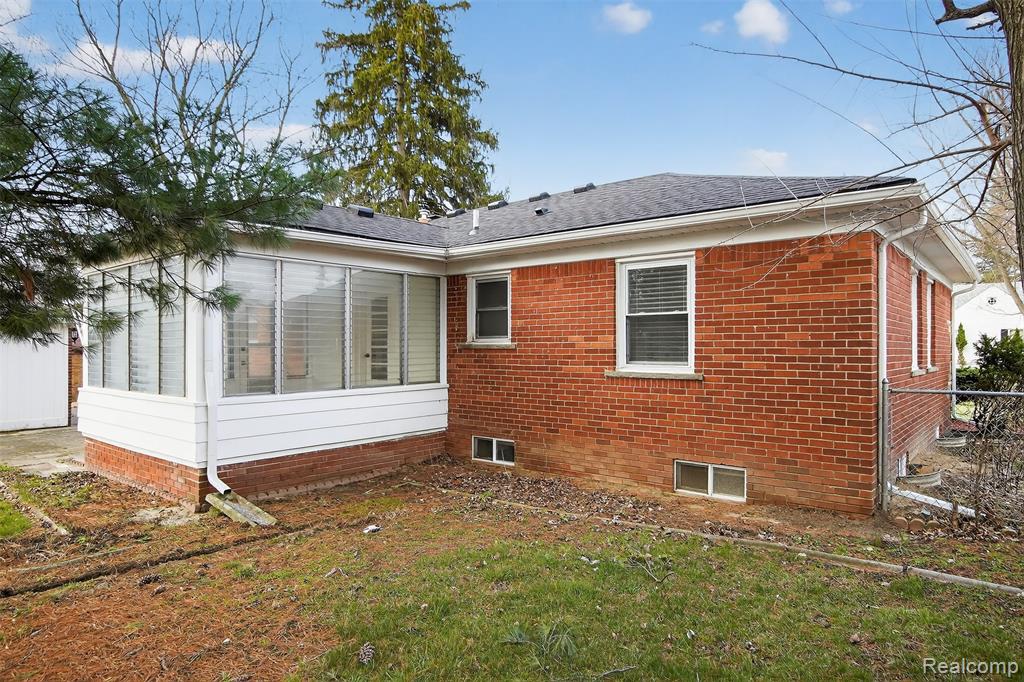 15022 Winston, Redford, MI 48239 — Photo 40