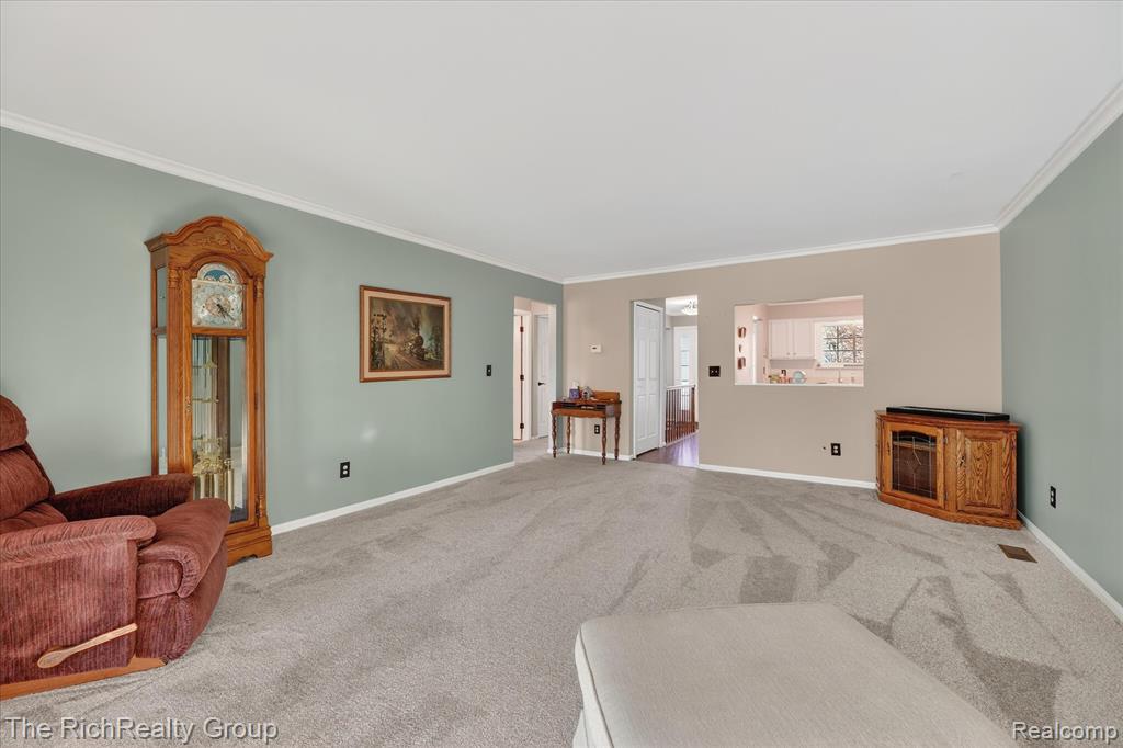 12116 Shenandoah Drive, South Lyon, MI 48178 — Photo 7