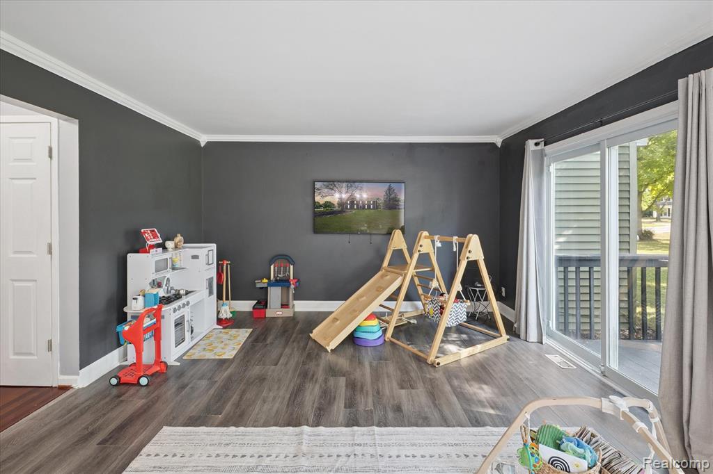 5015 Langlewood Drive, West Bloomfield, MI — Photo 10