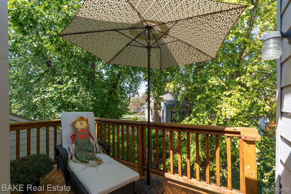39470 Champion Court, Northville, MI 48168 — Photo 9