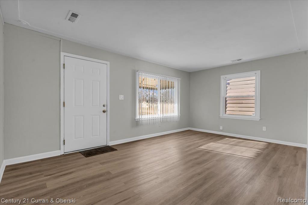 7011 Lozier Avenue, Warren, MI 48091 — Photo 3