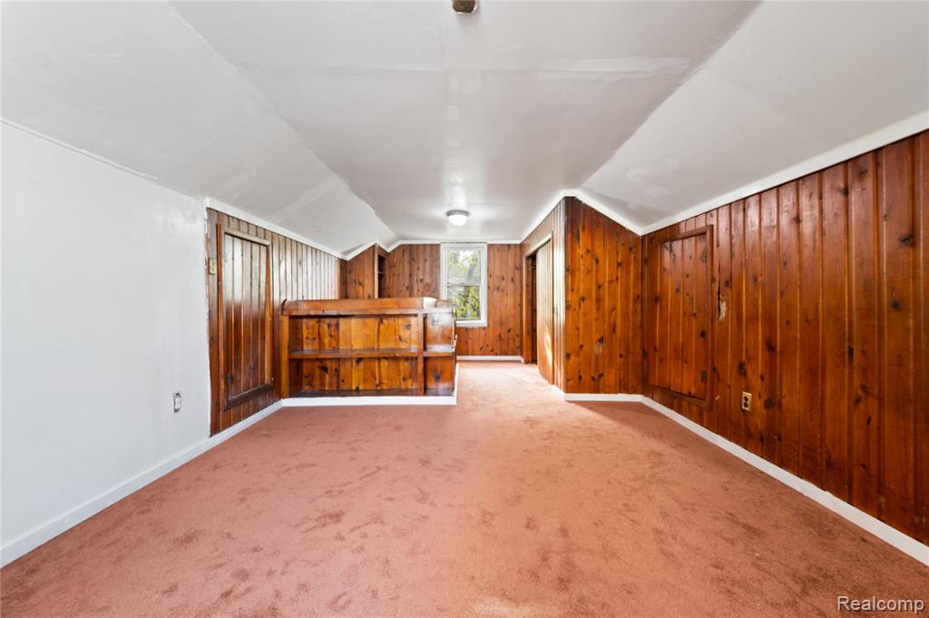 8674 Pierson Street, Detroit, MI 48228 — Photo 19