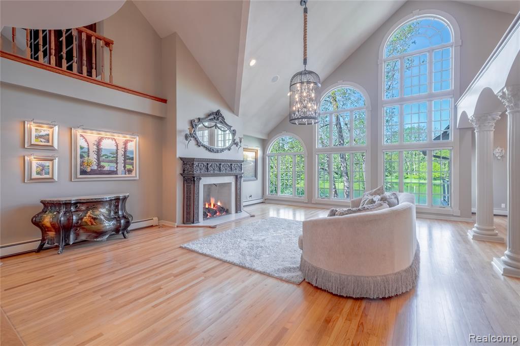 6279 CANTER CREEK Court, Grand Blanc, MI 48439 — Photo 9