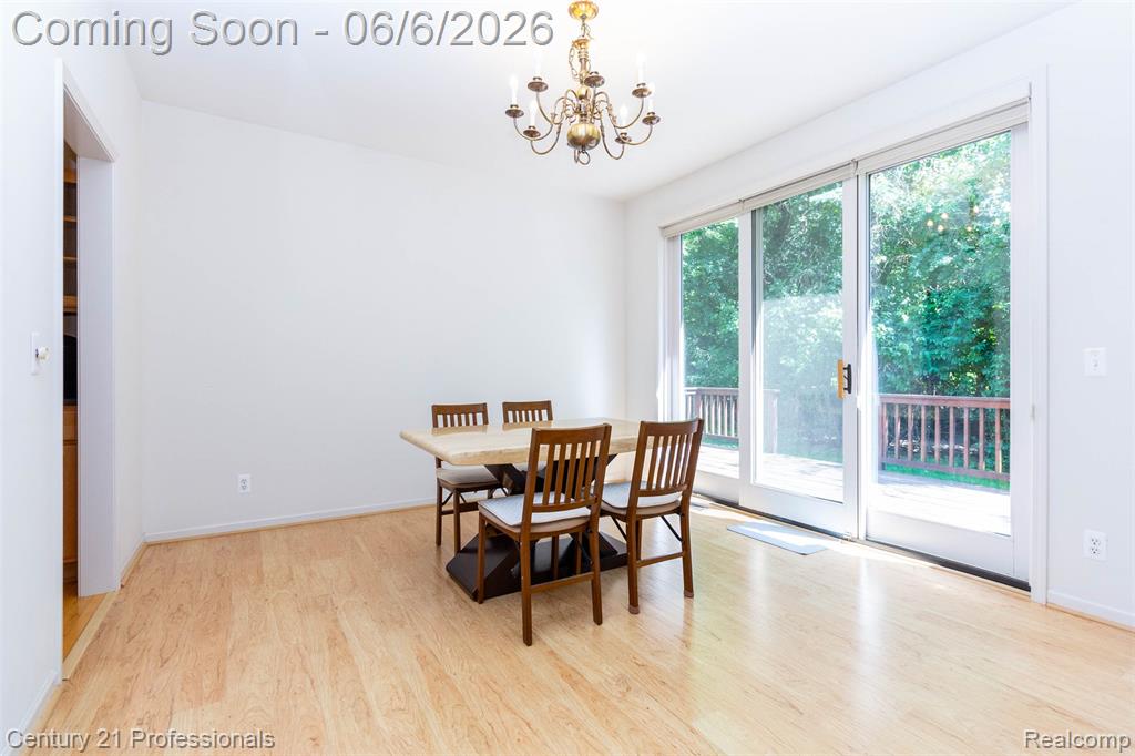 29401 Windmill Court, Farmington, MI 48334 — Photo 11