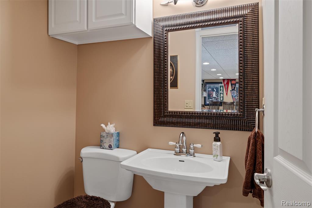 57694 Hidden Timbers Drive, South Lyon, MI 48178 — Photo 28