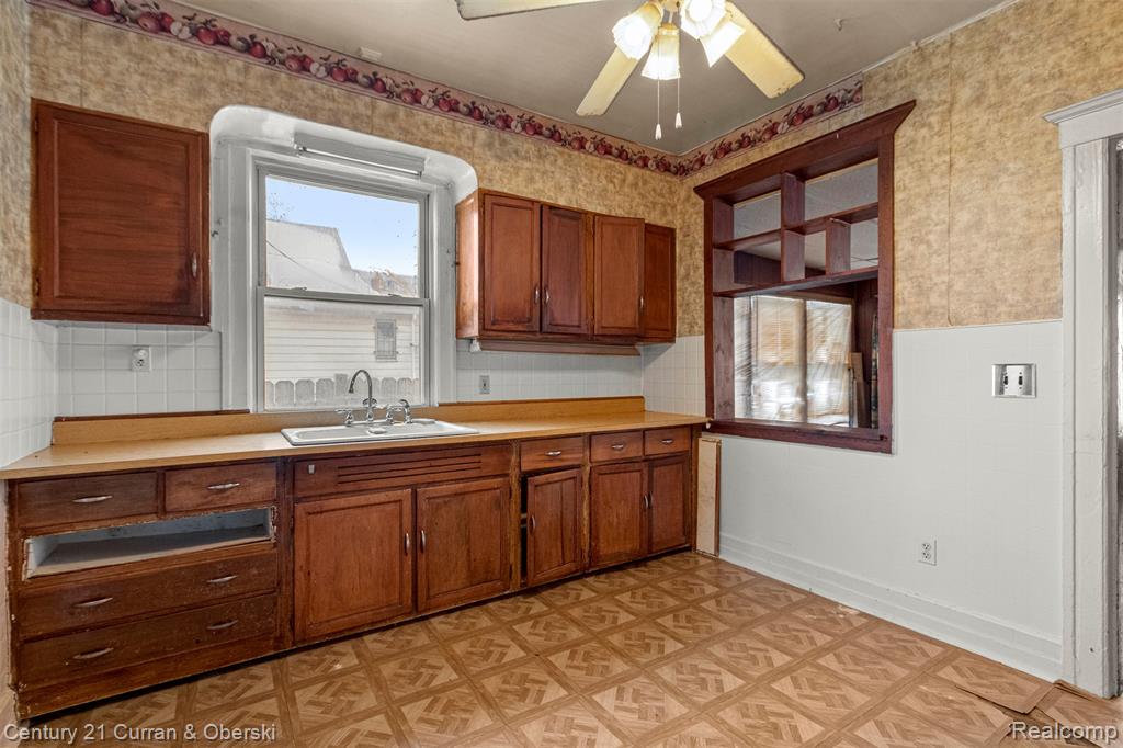 3949 Trenton Street, Detroit, MI 48210 — Photo 15
