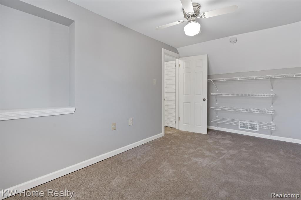 3989 ROYAL Avenue, Berkley, MI 48072 — Photo 23