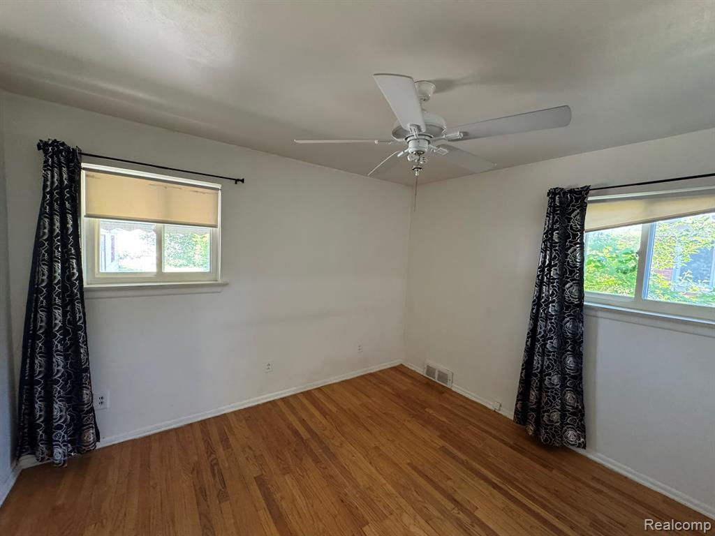 8847 WOODBINE, Redford, MI 48239 — Photo 8