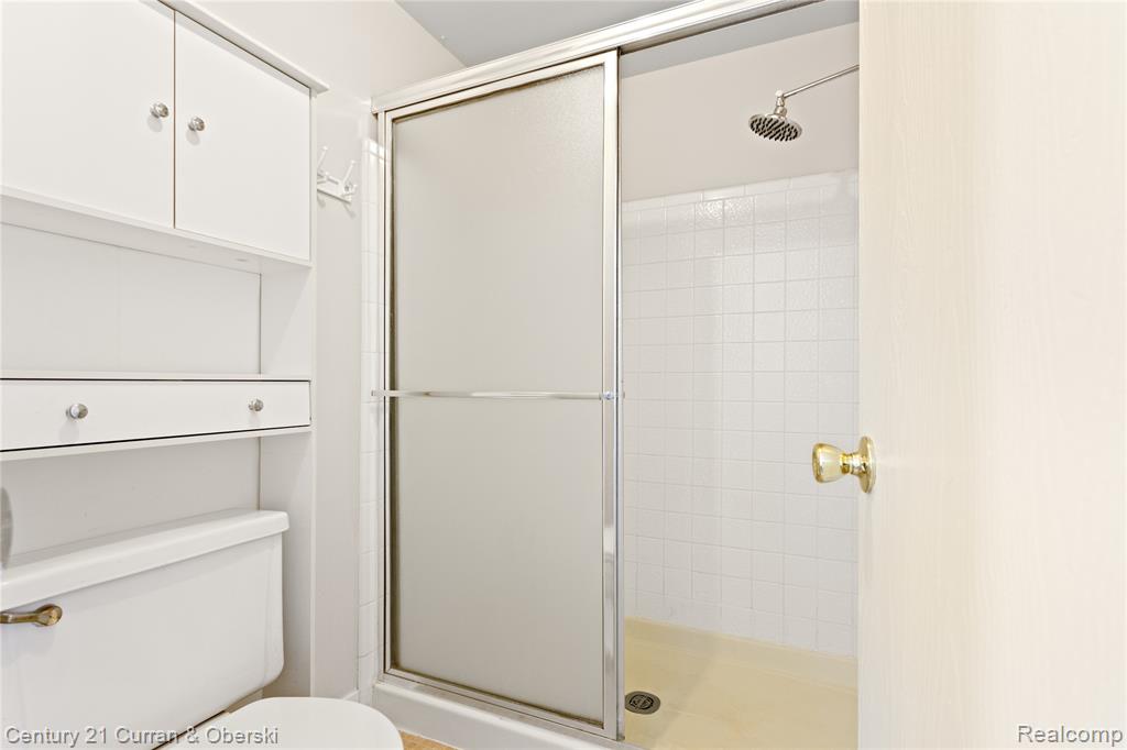 20918 W Glen Haven Circle, Novi, MI 48167 — Photo 22