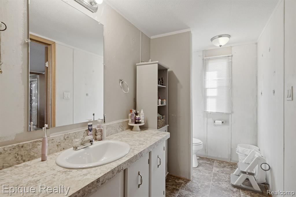 15317 Cartier Drive, Clinton Twp, MI 48038 — Photo 20