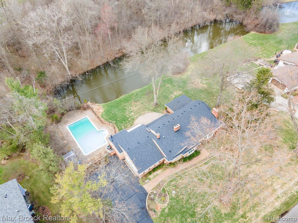 25461 Tweed Drive, Franklin, MI 48025 — Photo 47