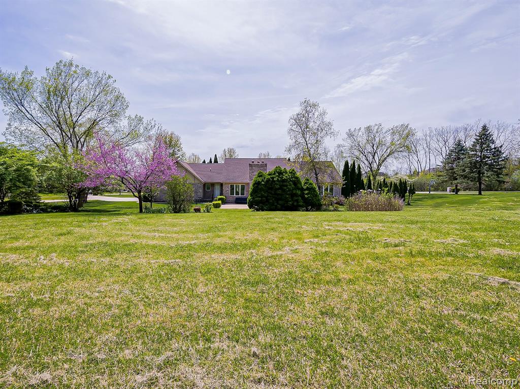 49202 Cheshire Lane, Canton, MI 48187 — Photo 52