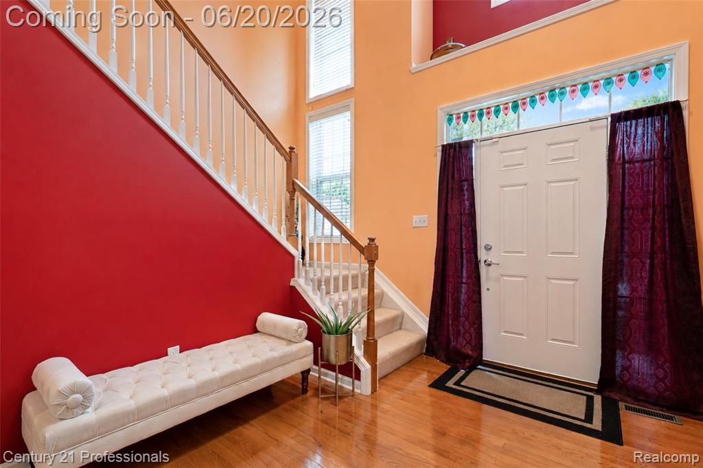 45248 Bartlett Drive, Novi, MI 48377 — Photo 7
