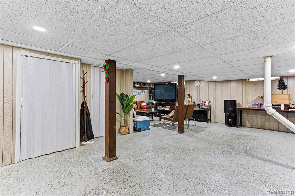 940 Stewart Avenue, Lincoln Park, MI 48146 — Photo 26