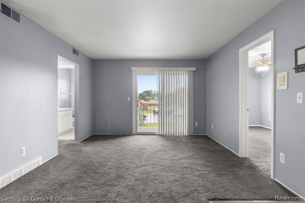 10159 ALLEN POINTE Drive, Allen Park, MI 48101 — Photo 3