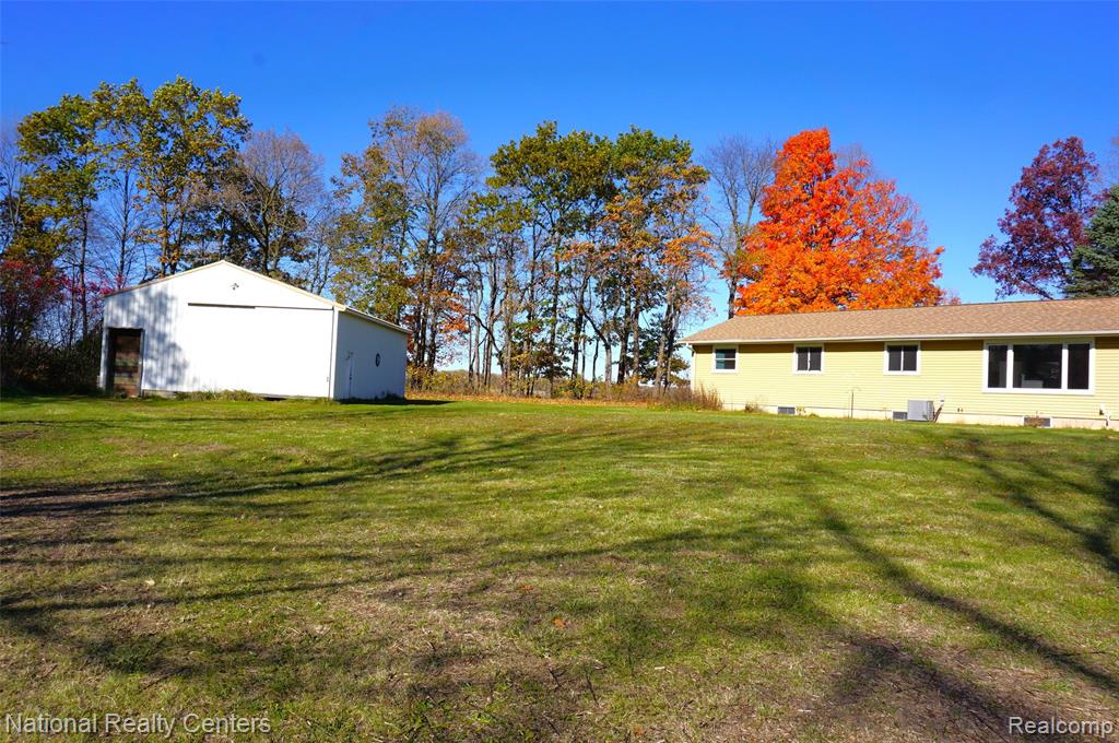 1495 Briggsville Road, Fowlerville, MI 48836 — Photo 37