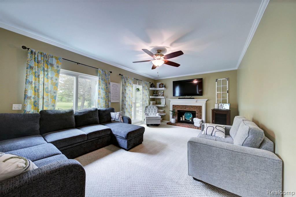 46500 E Oak Manor Court, Canton, MI 48187 — Photo 2