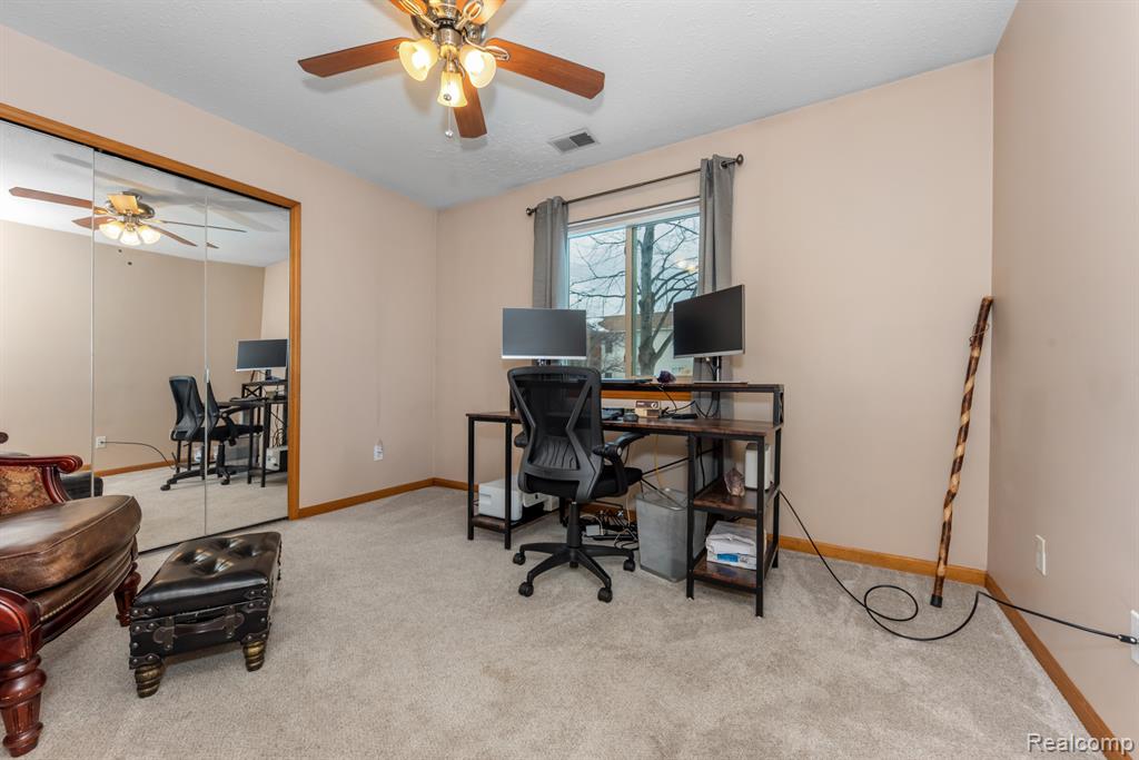 9624 Sawgrass Court, Belleville, MI 48111 — Photo 15