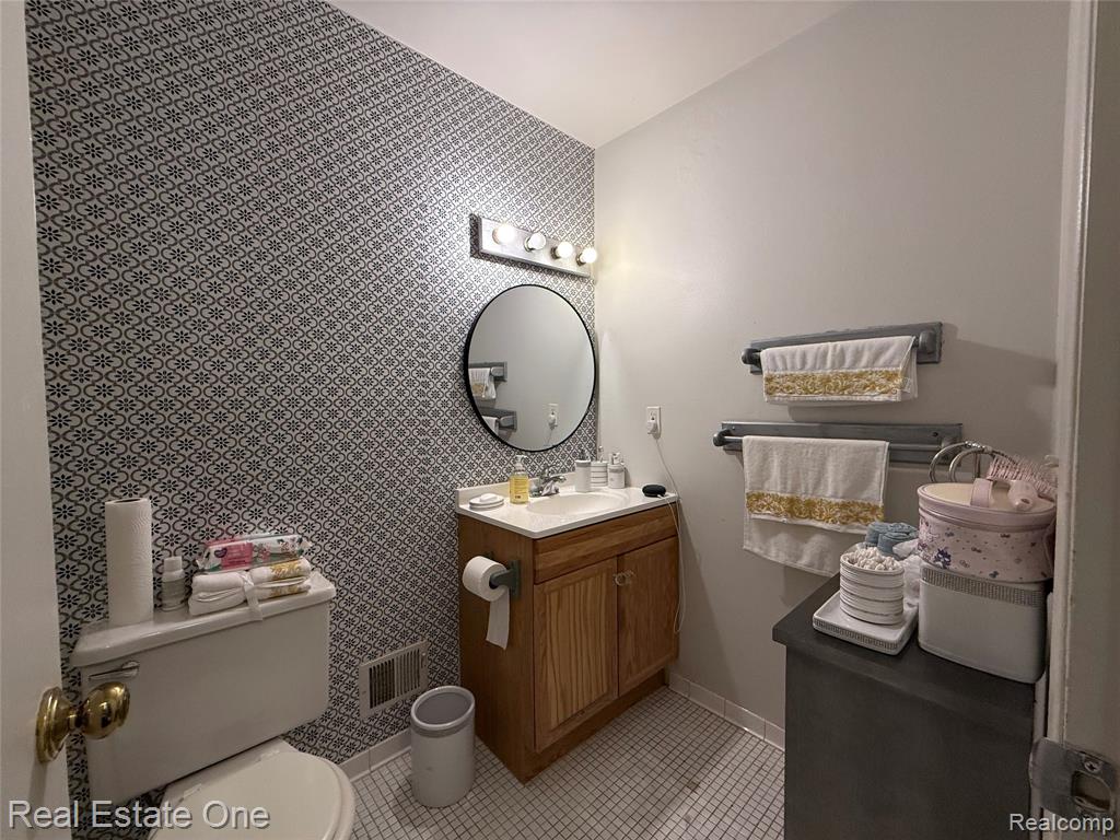 2768 Glenbridge Court, Ann Arbor, MI 48104 — Photo 7