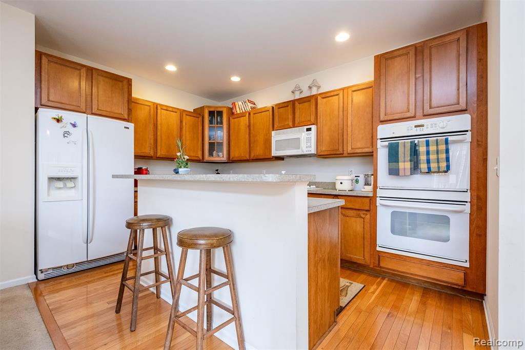 3147 Summers Road, Keego Harbor, MI 48320 — Photo 15