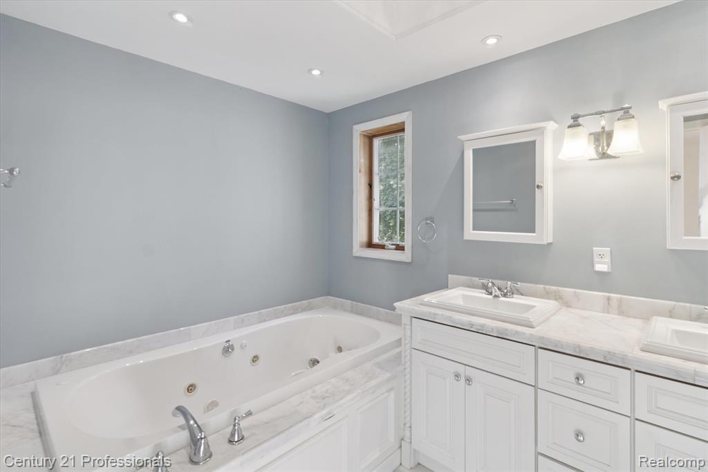 910 Jeffrey Drive, Northville, MI 48167 — Photo 30