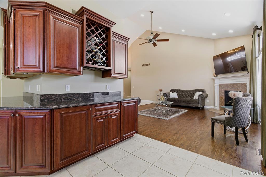 54395 White Spruce Lane, Shelby Twp, MI 48315 — Photo 15