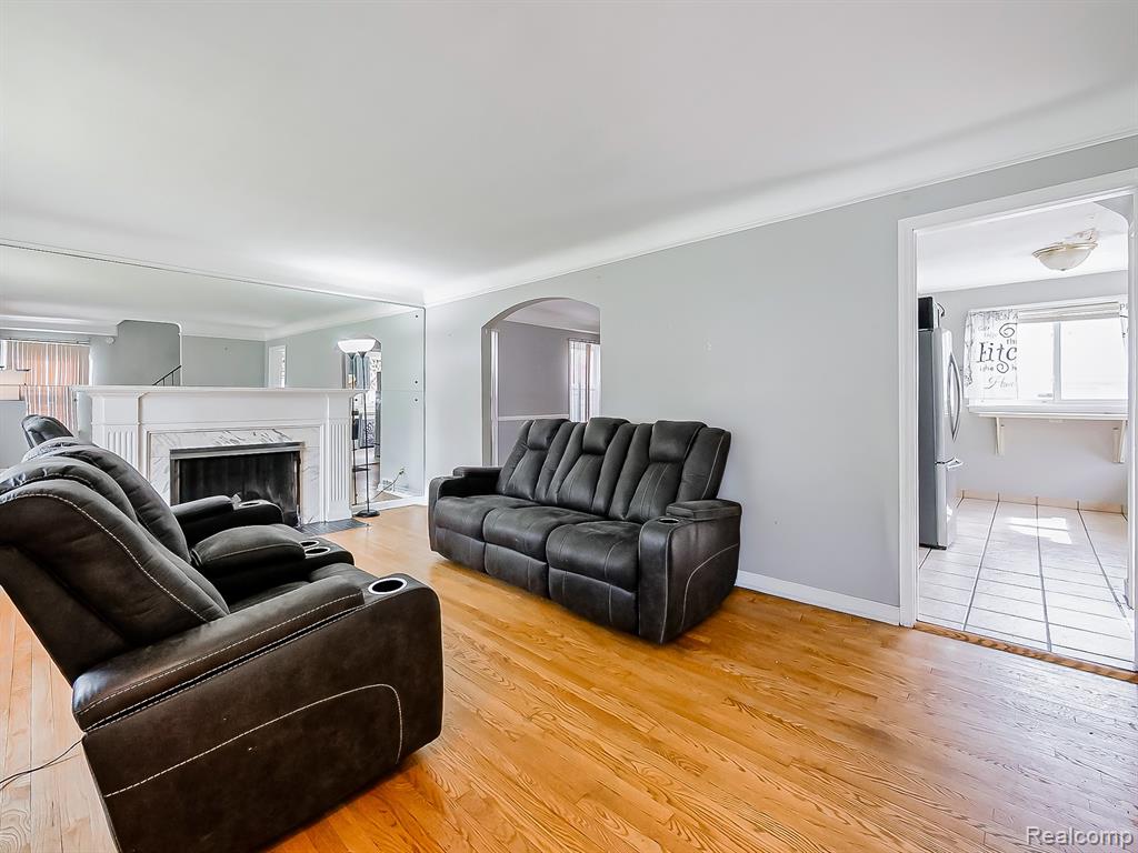 5936 Hillcrest Street, Grosse Pointe, MI 48236 — Photo 5