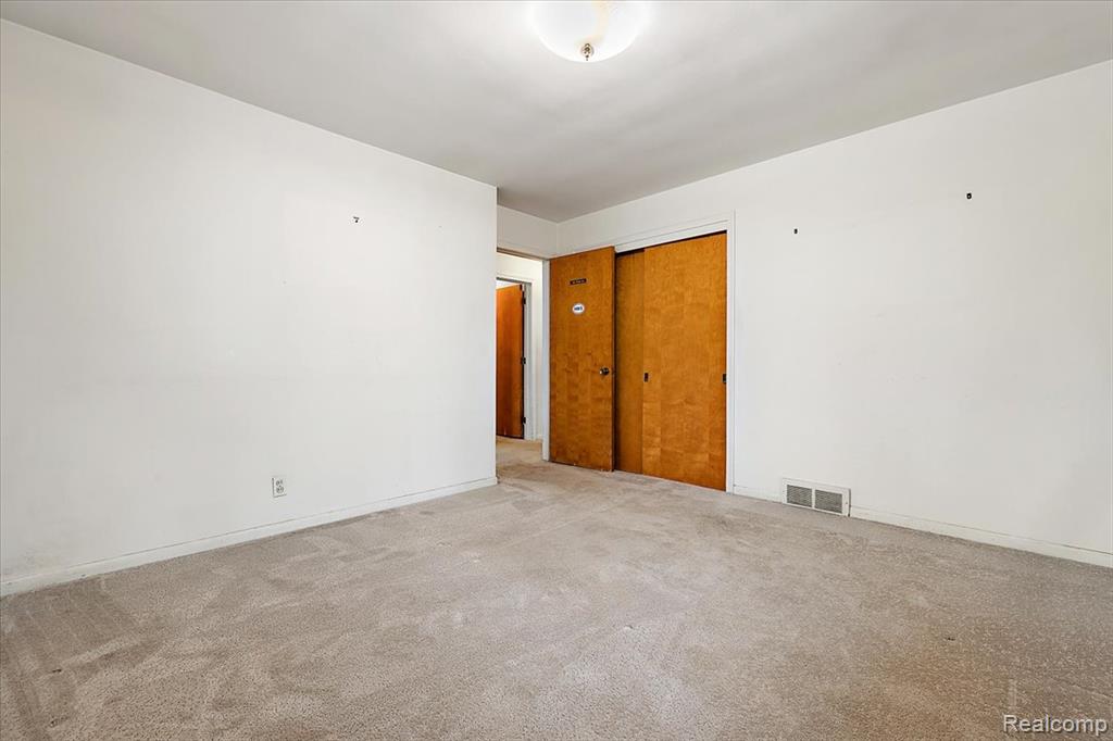 17455 Kinross Avenue, Beverly Hills, MI 48025 — Photo 25