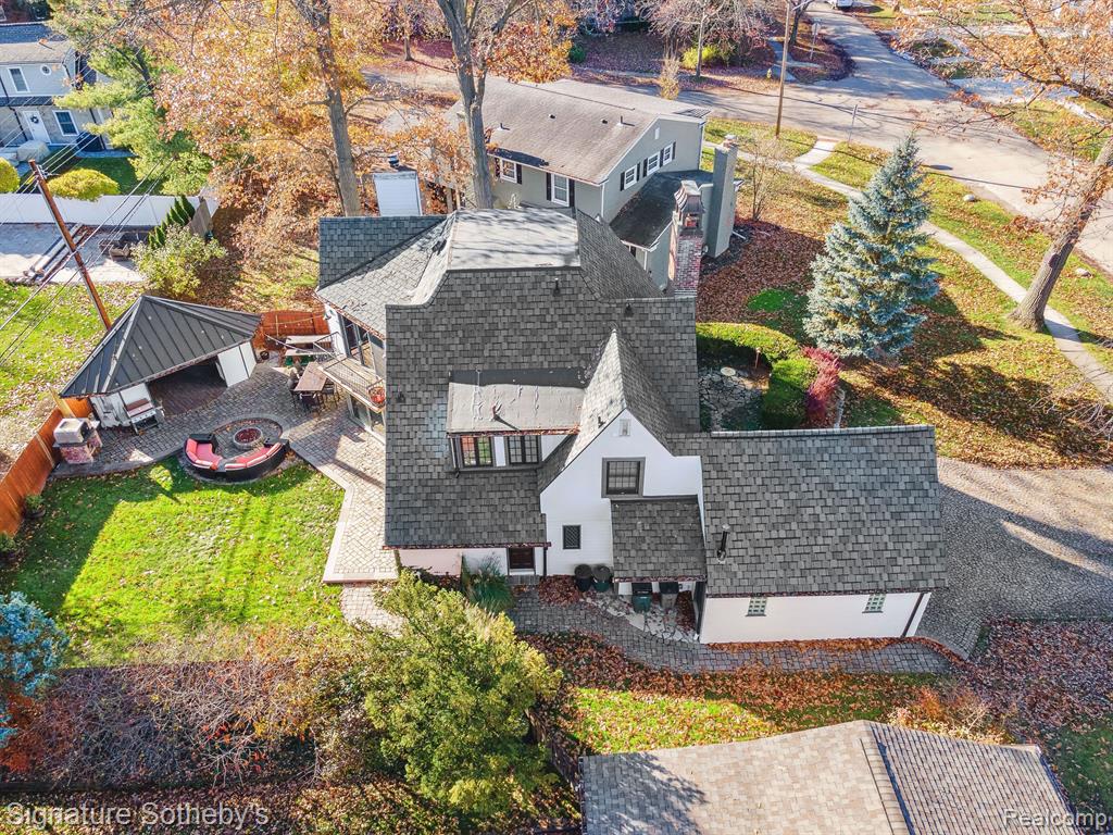 824 Wimbleton Drive, Birmingham, MI 48009 — Photo 2