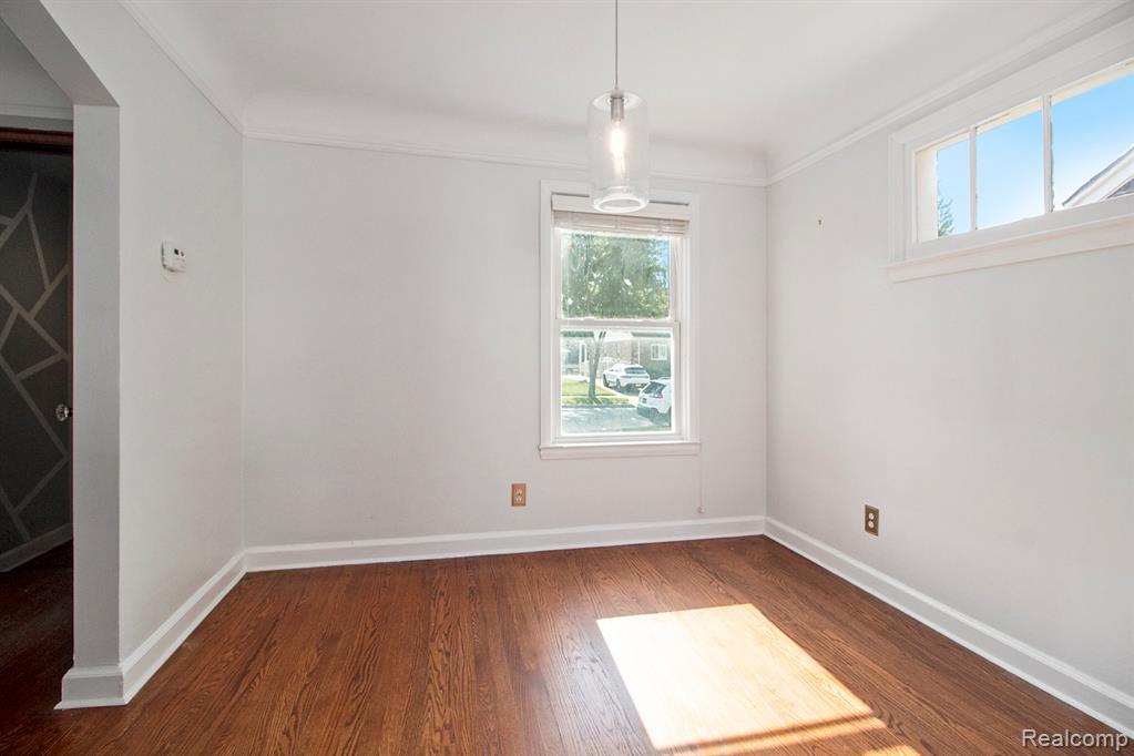 6847 Yinger Avenue, Dearborn, MI 48126 — Photo 17